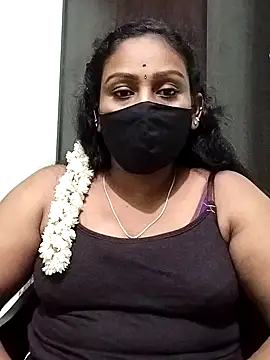 Snapshot of tamil_Monisha chatting on 10.21.25 tamil Monisha online show from 10.21.25