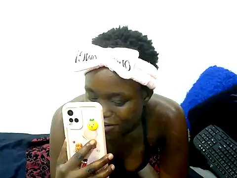 Snapshot of DarkLaddy chatting on 10.16.25 DarkLaddy online show from 10.16.25