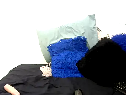 Snapshot of DarkLaddy chatting on 10.19.25 DarkLaddy online show from 10.19.25