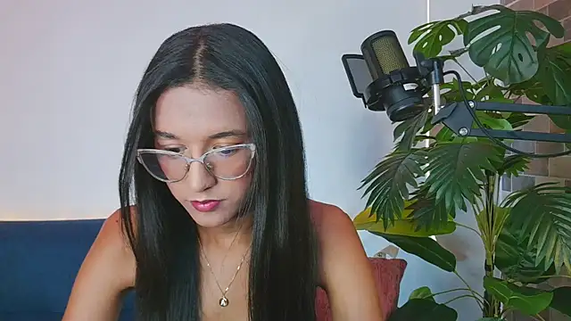 luna valen online show from 05.29.26
