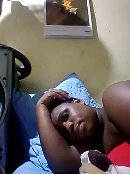 Snapshot of Phat_booty222 chatting on 10.03.25 Phat booty222 online show from 10.03.25