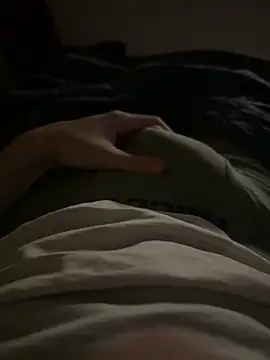 nieonixpeek19 online show from 10.16.25