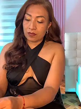 Snapshot of CharlotteMilf_ chatting on 10.09.25 CharlotteMilf  online show from 10.09.25