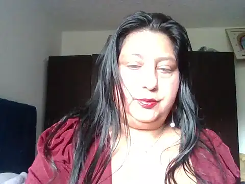 Snapshot of Karina_Betherlsen chatting on 10.12.25 Karina Betherlsen online show from 10.12.25