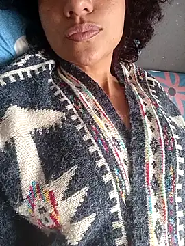 Snapshot of Seductress_Malia chatting on 10.16.25 Seductress Malia online show from 10.16.25