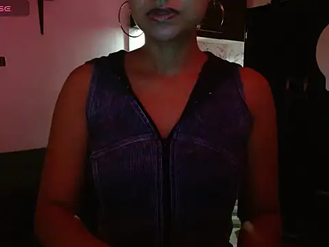 Seductress Malia online show from 07.25.26