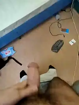 Snapshot of Bigboy_20sm chatting on 10.07.25 Bigboy 20sm online show from 10.07.25