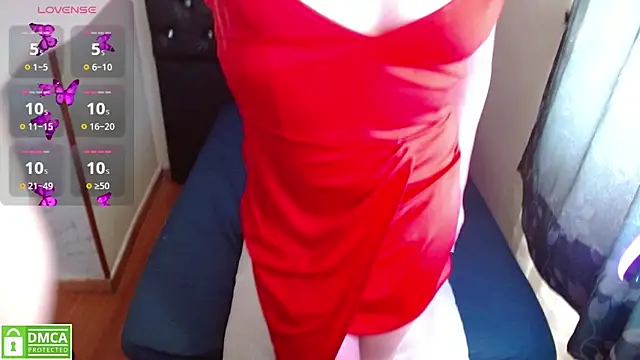 Snapshot of Cynthi-Sweet chatting on 10.04.25 Cynthi-Sweet online show from 10.04.25