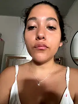 Snapshot of Nhefertary chatting on 10.08.25 Nhefertary online show from 10.08.25