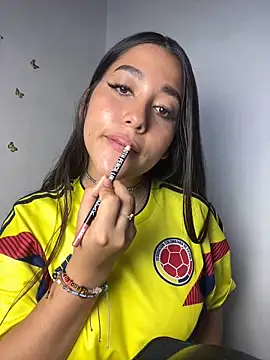 Snapshot of Nhefertary chatting on 10.14.25 Nhefertary online show from 10.14.25