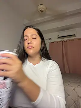 Nhefertary online show from 04.06.26