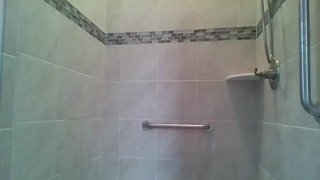 Snapshot of yatsuart chatting on 10.08.25 yatsuart online show from 10.08.25