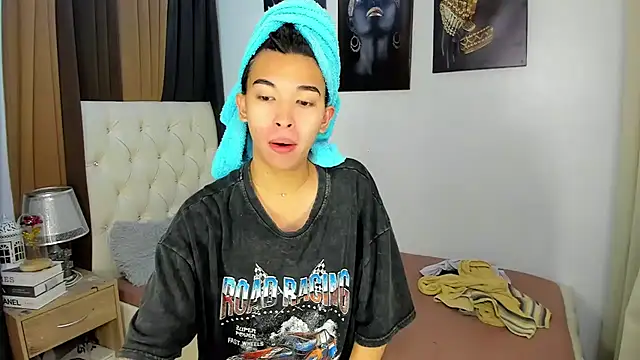 Yourdreamgoddess online show from 11.03.25