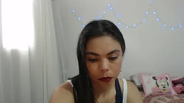 ms megan shadow online show from 12.04.25