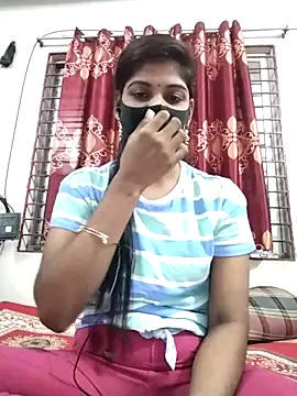 Snapshot of Queen-Any chatting on 10.12.25 Queen-Any online show from 10.12.25