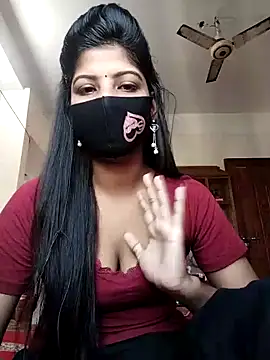Snapshot of Queen-Any chatting on 10.14.25 Queen-Any online show from 10.14.25