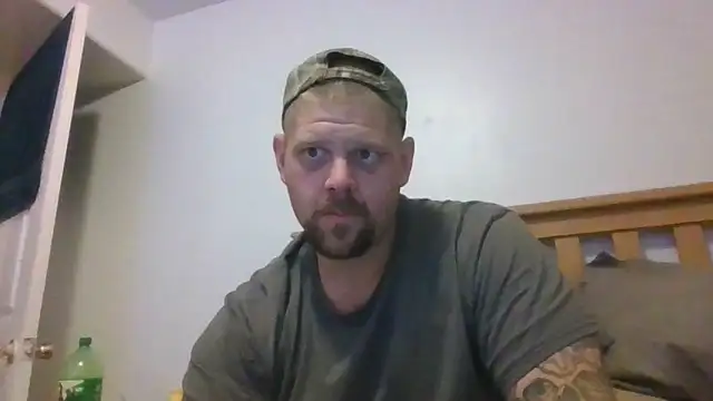 Snapshot of Bighen511@xh chatting on 10.30.25 Bighen511xh online show from 10.30.25