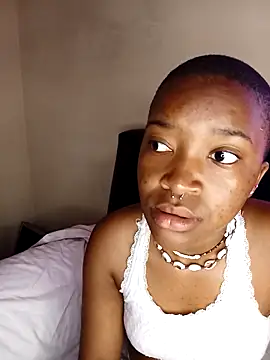 FreakieKay online show from 10.08.25