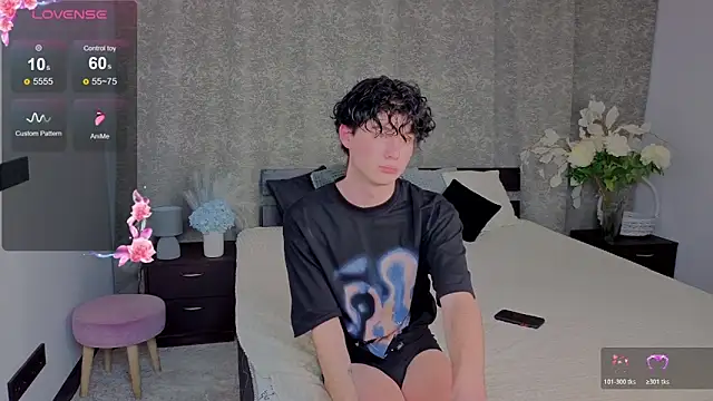 Cute Mike online show from 11.28.25