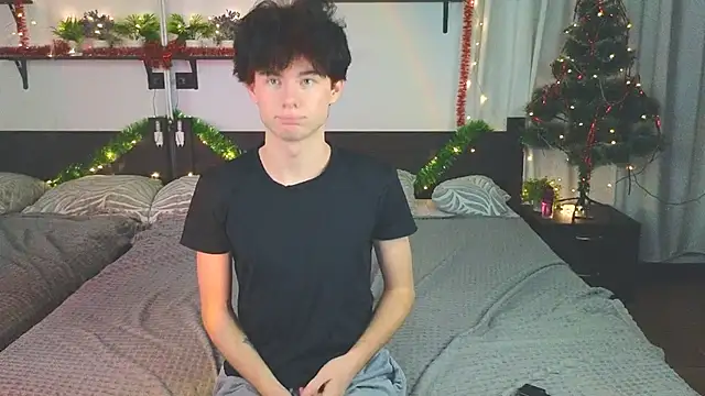 Cute Mike online show from 12.14.25