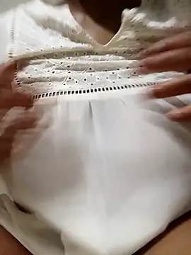 SexyVeexx online show from 10.21.25