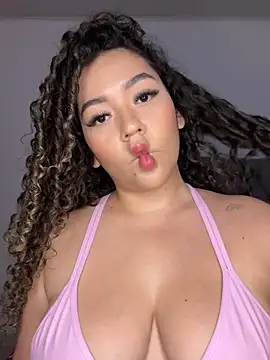 Snapshot of miss_ashley1_ chatting on 10.23.25 miss ashley1  online show from 10.23.25