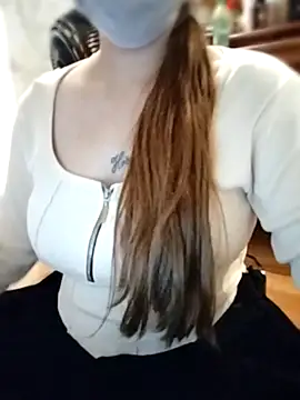 Babyloudi online show from 10.18.25