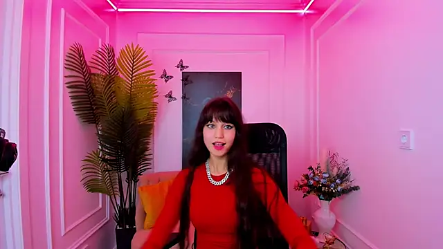 TiffanyYounge online show from 11.17.25