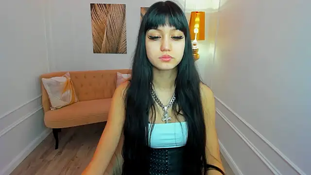 Snapshot of TiffanyYounge chatting on 02.04.26 TiffanyYounge online show from 02.04.26