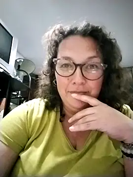 -saraqueen- online show from 11.09.25