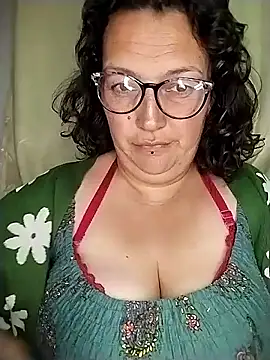 -saraqueen- online show from 11.16.25