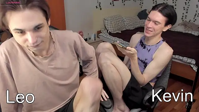 twink boysss online show from 10.12.25