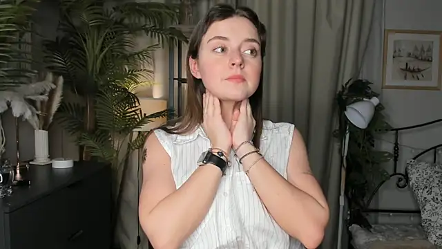 ThelmaJusto online show from 11.03.25