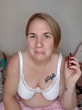 LaceyWestxx online show from 11.12.25