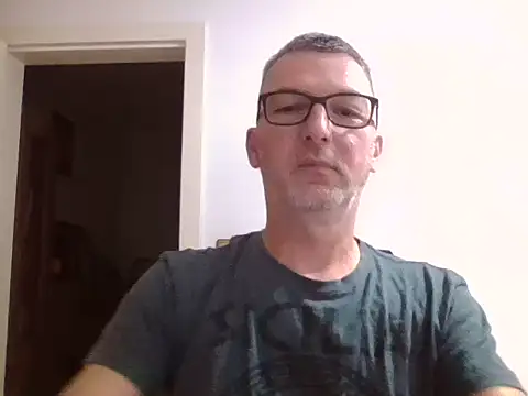 SilkenQuip online show from 10.08.25