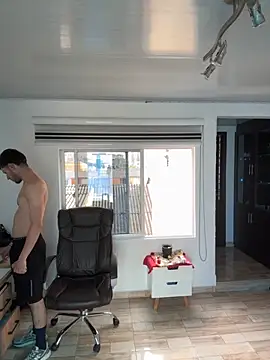 noah red online show from 11.20.25