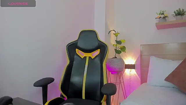 kaitt  online show from 11.08.25