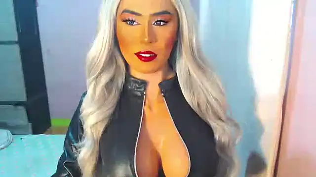 Snapshot of Lustyscarlette_ chatting on 10.07.25 Lustyscarlette  online show from 10.07.25