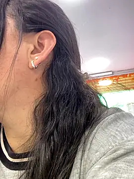 Stefany Bam online show from 12.05.25