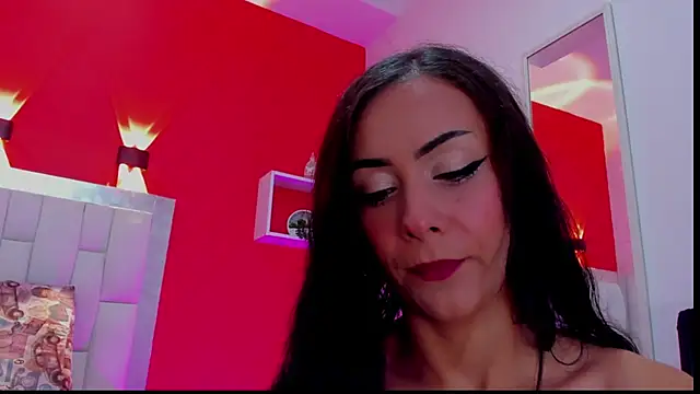 Snapshot of Cameron_naughty chatting on 10.25.25 Cameron naughty online show from 10.25.25