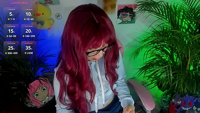 Snapshot of aiko_o0 chatting on 10.21.25 aiko o0 online show from 10.21.25