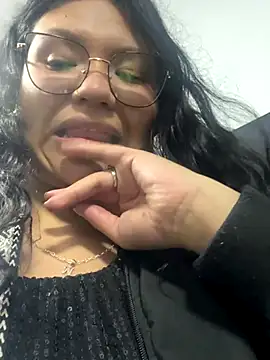 MaviEvil  online show from 10.22.25