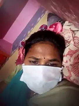 Snapshot of Eswar77 chatting on 10.22.25 Eswar77 online show from 10.22.25