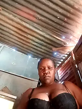 KNOXIEBAE online show from 10.12.25