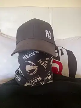 genckaan00 online show from 10.26.25