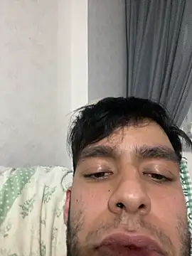 Snapshot of sertsikici20cm__ chatting on 11.02.25 sertsikici20cm online show from 11.02.25