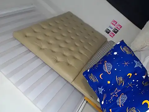 Snapshot of sexy_calista chatting on 10.11.25 sexy calista online show from 10.11.25