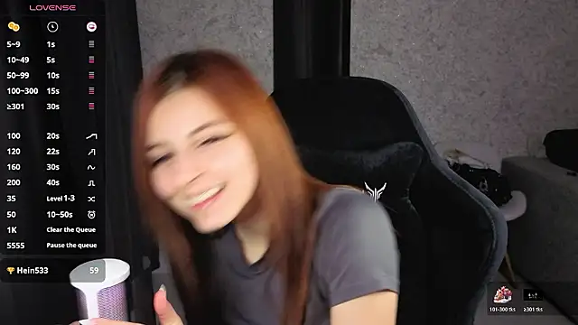 Snapshot of kitti_sweett chatting on 01.12.26 kitti sweett online show from 01.12.26