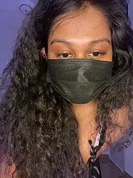 Monica  Bellucci   online show from 03.06.26