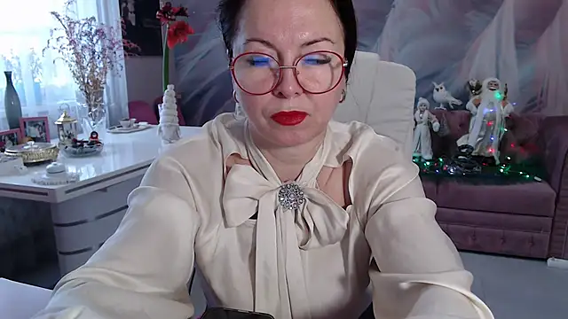 Arisa5000 online show from 12.31.24